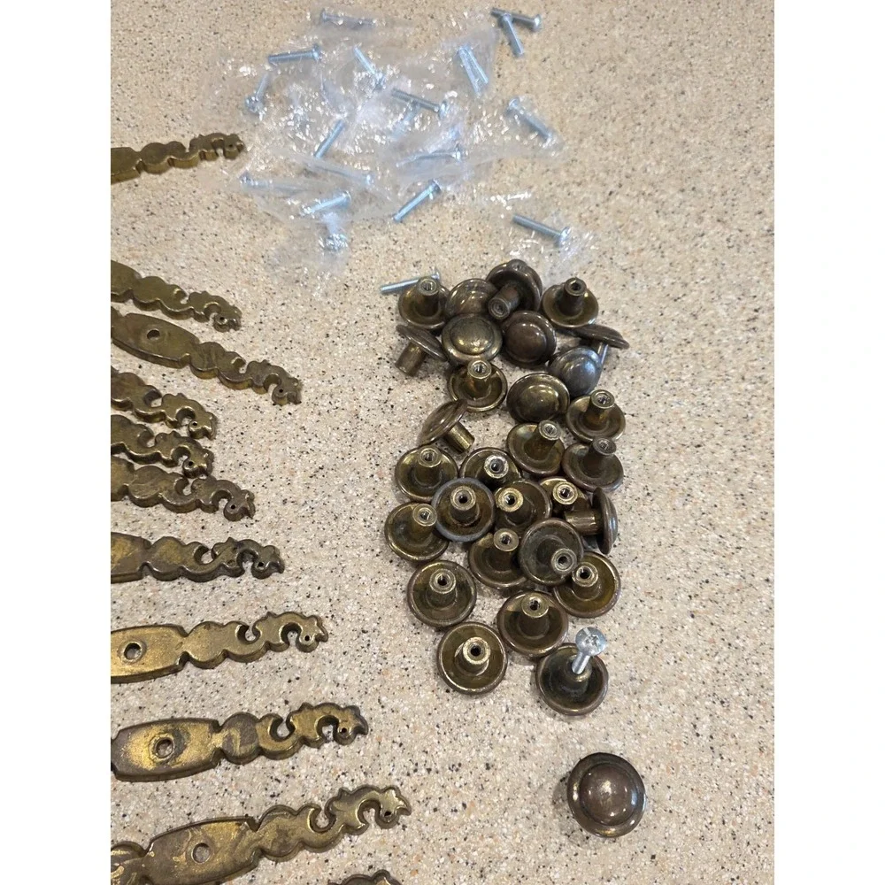 46 Vintage Brass Cabinet Knobs w/ Ornate Brass Backplate 5